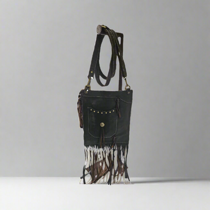 9167 Black leather shoulder bag w/ studs and fringes