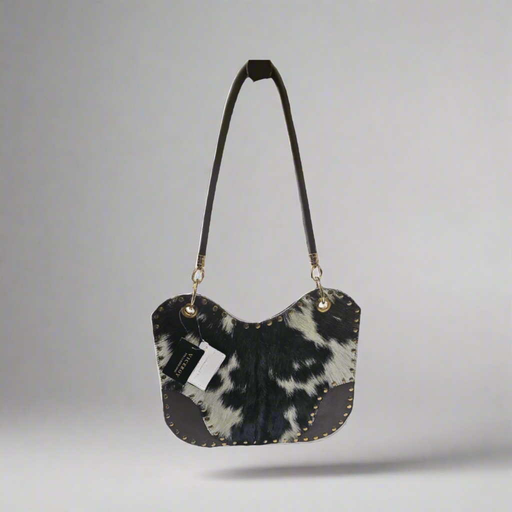 Gt-01 Cowhide purse with shoulder strap and studs