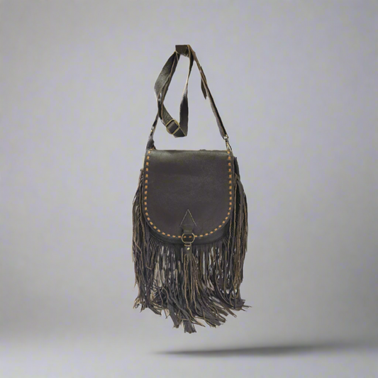 VC-01 Large leather bag with fringes