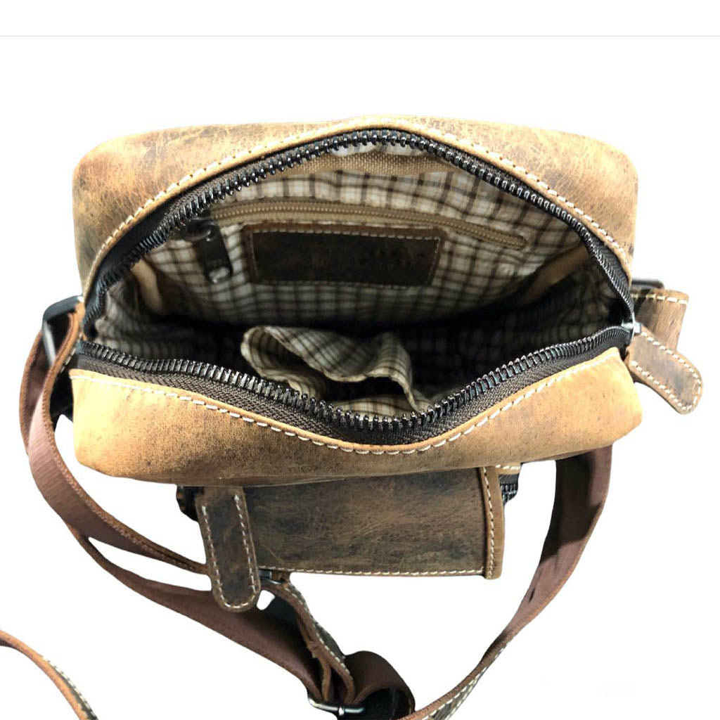 Hunter Leather Shoulder Bag - VL211